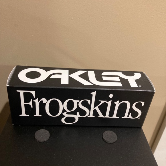 Oakley Frogskin - Picture 6 of 6